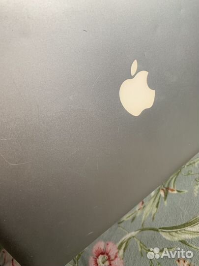 Apple MacBook Pro 13