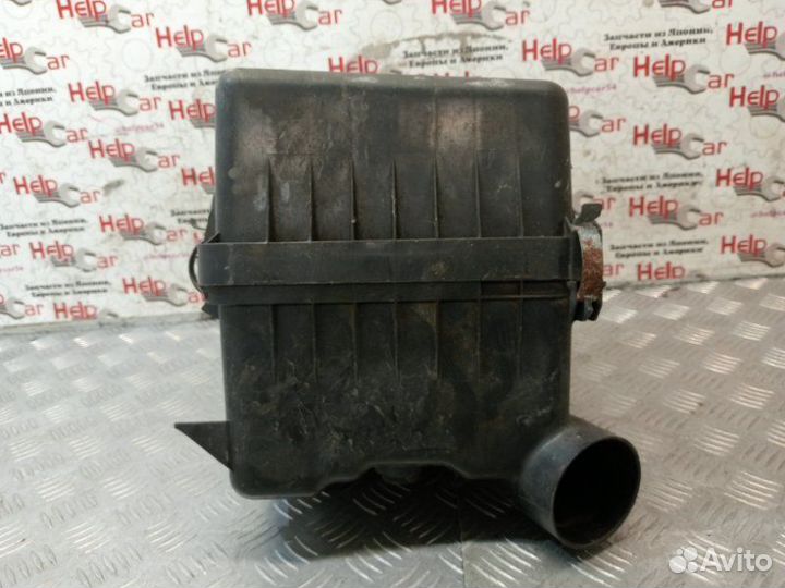 Корпус воздушного фильтра Toyota Rav4 XA30 2AD-FTV