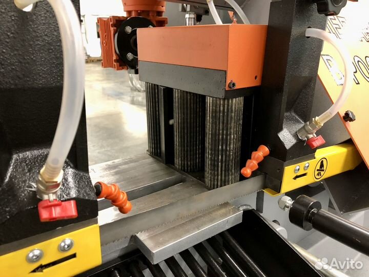 Ленточнопильный станок по металлу MR AK 280