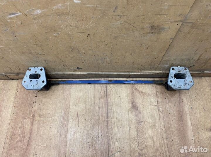 Усилитель зад бампера Subaru Legacy Outback B14