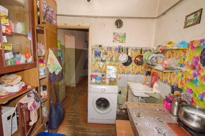 Комната 13,2 м² в 3-к., 2/2 эт.