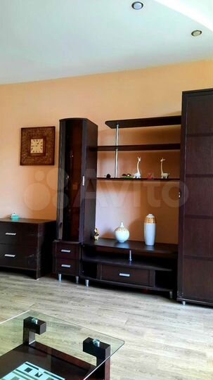 2-к. квартира, 70 м², 1/3 эт.