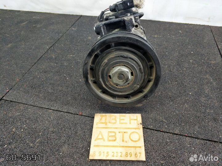 Заслонка дроссельная Audi A4 B8 cala 2009