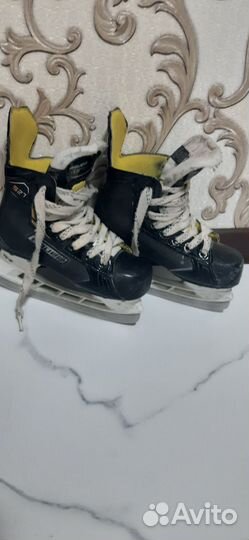 Коньки хоккейные детские