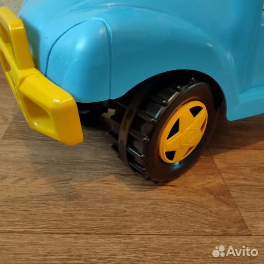 Машинка-каталка толокар