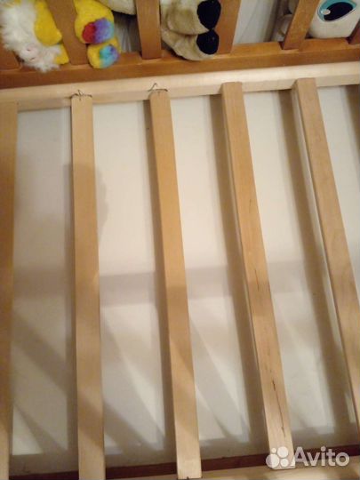 Детская кровать с маятником и ящиком