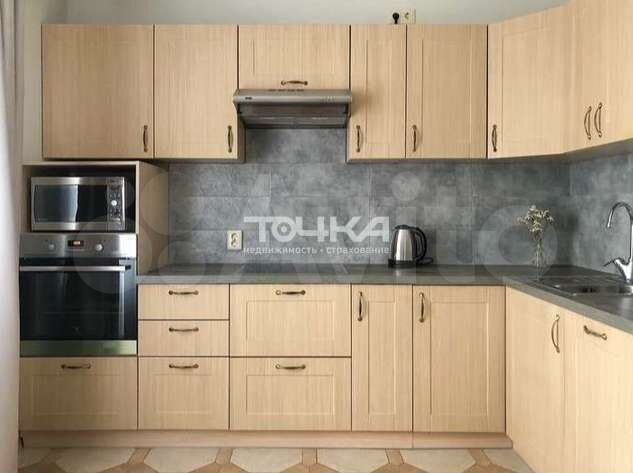 2-к. квартира, 62 м², 1/6 эт.