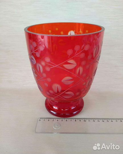 Хрустальная ваза