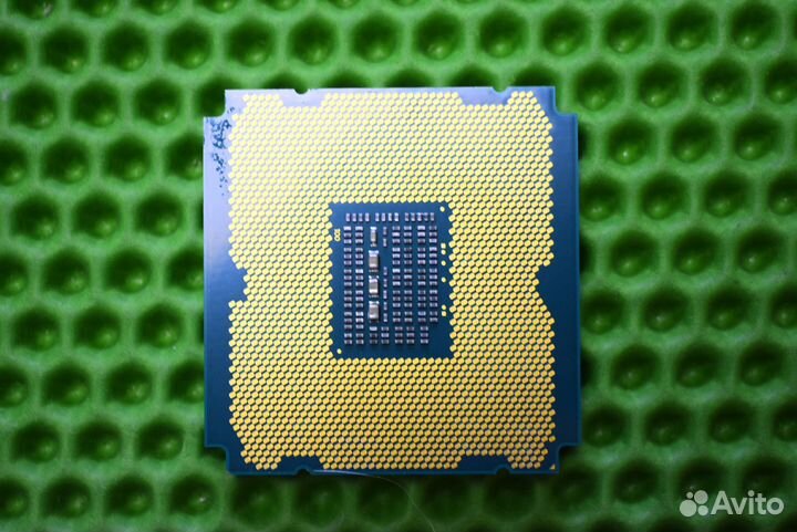 Intel xeon E5 2697 V2
