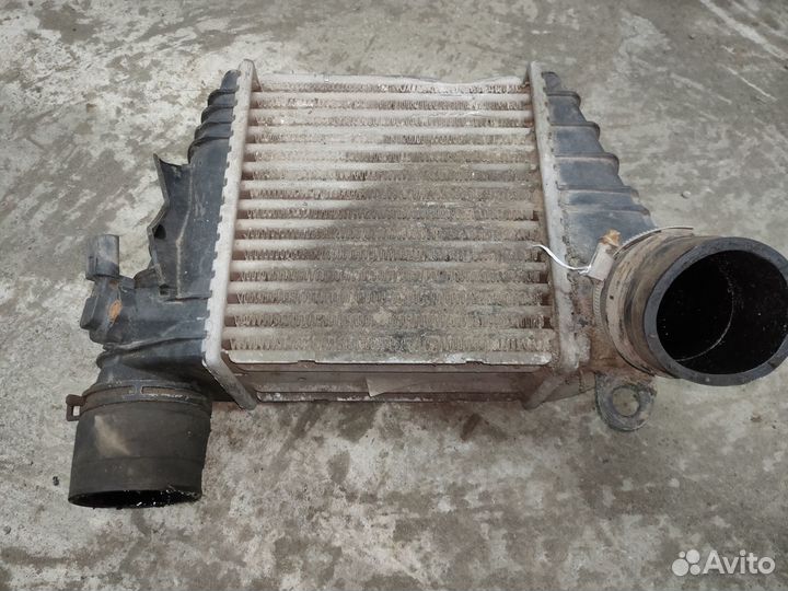 Интеркулер Skoda Octavia Tour A4