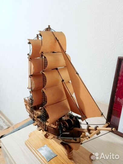Корабль ручной работы