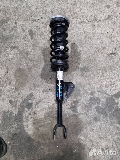 Амортизатор передний левый BMW 5 G30/G31 рест