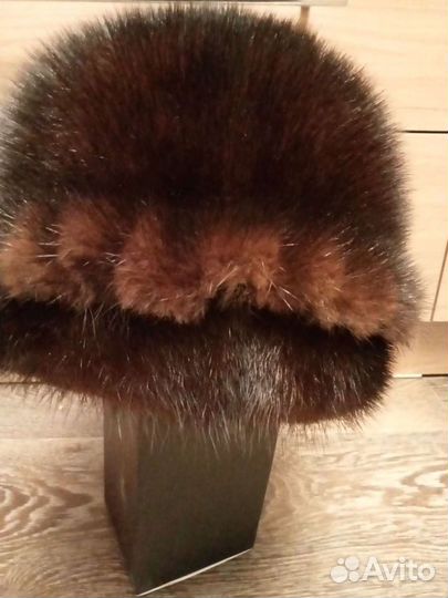 Норковые шапки-2шт,песец-ушанка