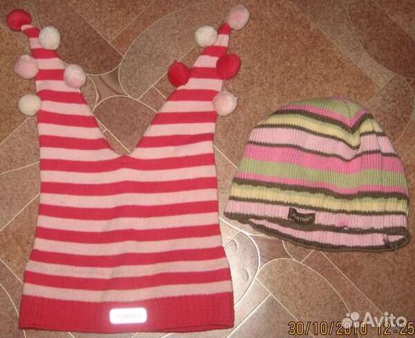 Шапочки Рейма, манишки новые