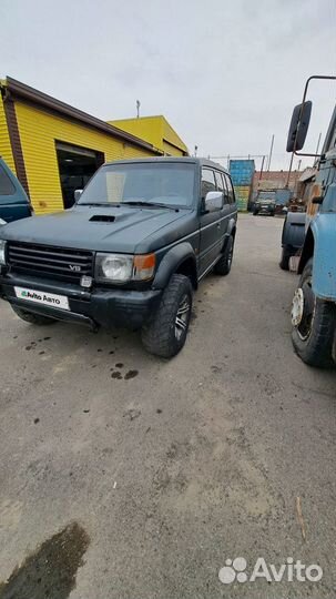 Mitsubishi Pajero 2.5 МТ, 1993, 300 000 км