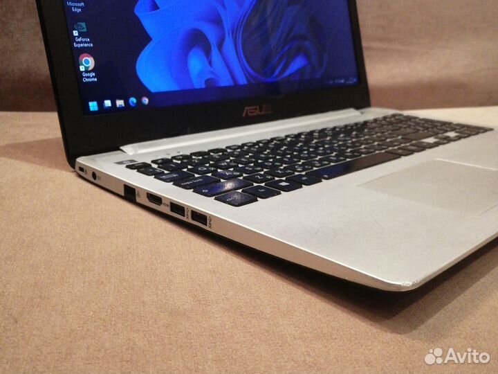 Ноутбук Asus K551L