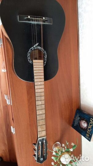 Классическая гитара бу