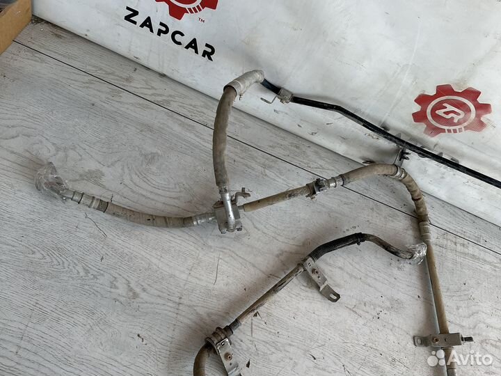 Nissan Patrol Y62 Шланг гидроподвеский правый