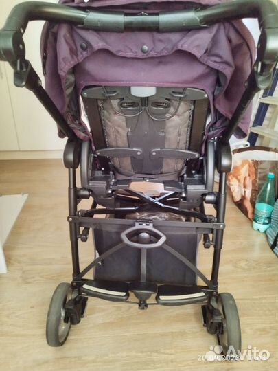 Коляска Peg Perego pliko switch easy drive