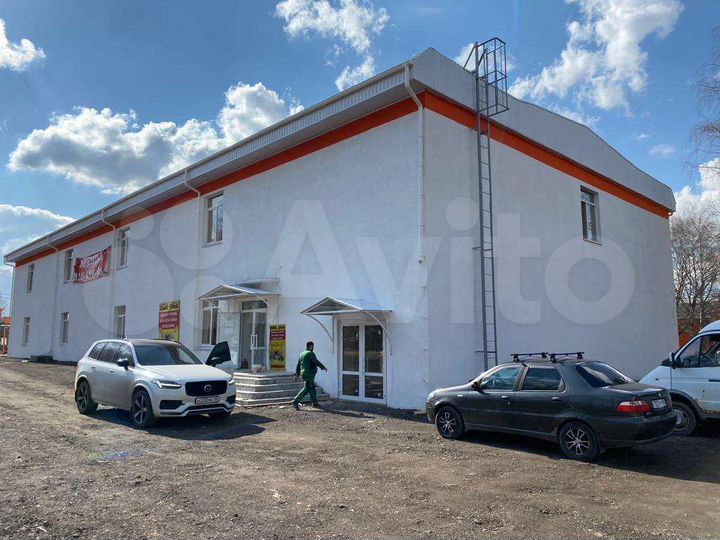 Торговая площадь, 2400 м²