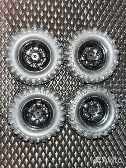 Диски c внедорожной резиной Remo Hobby 1/16