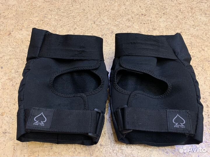 Наколенники Pro tec