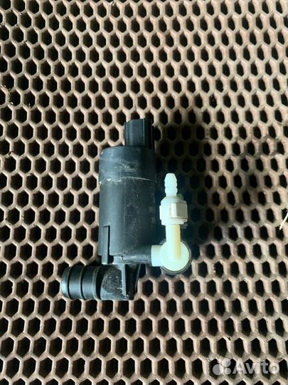 Моторчик омывателя Ford Focus 3 3 iqdb 2013