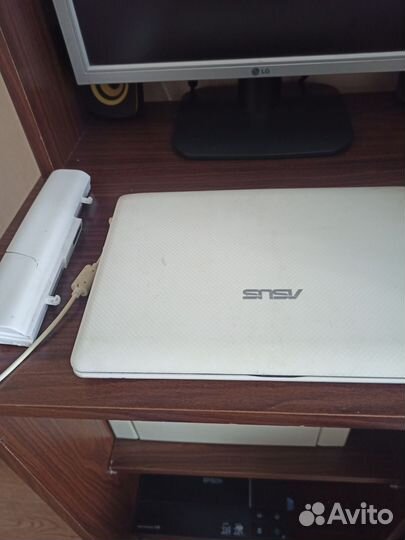 Нетбук asus eee pc 1001px