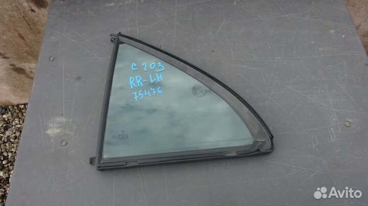 Форточка двери задняя левая Mercedes-Benz C180