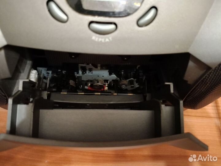 Магнитофон бумбокс LG