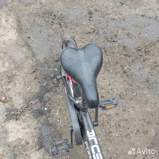 Детский велосипед 16