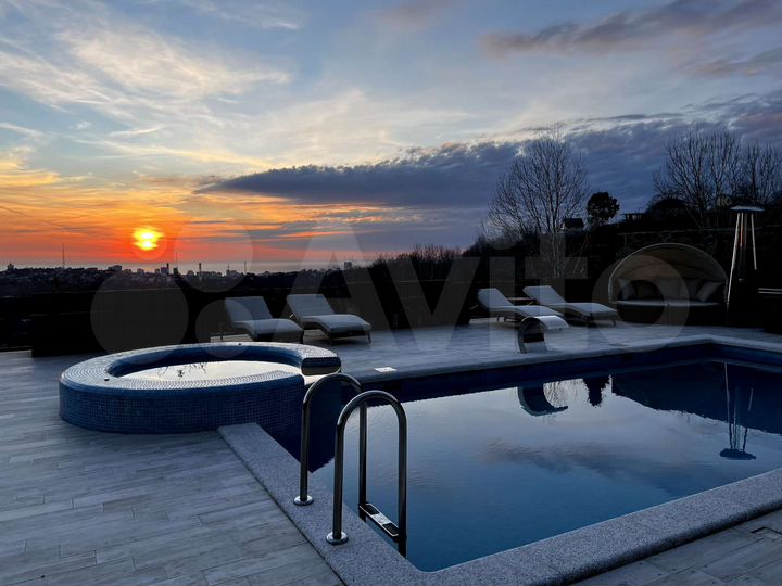 Дом 236 м² на участке 7 сот.