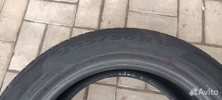 Pirelli Powergy 225/55 R17 98Y