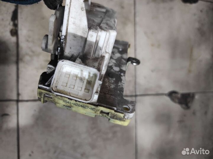 Замок двери задней левой Ford Focus 1