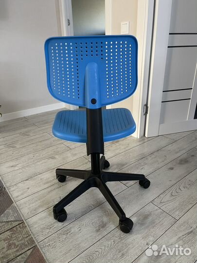 Компьютерное детское кресло IKEA