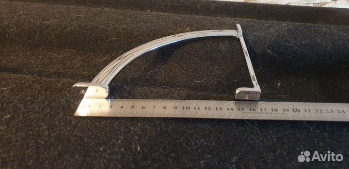 Крепеж, кронштейны для полок