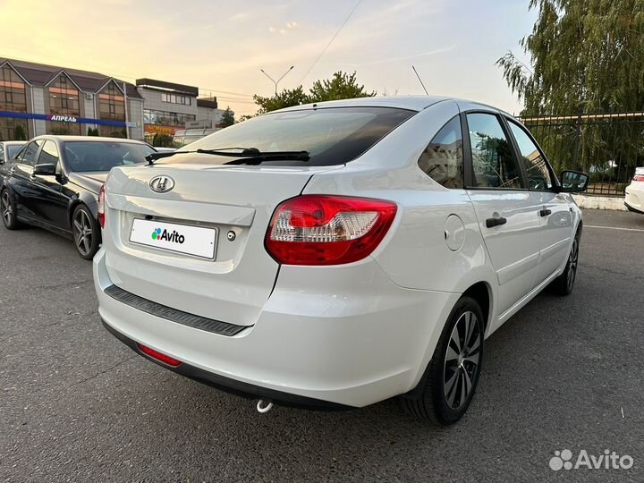 LADA Granta 1.6 МТ, 2017, 61 100 км