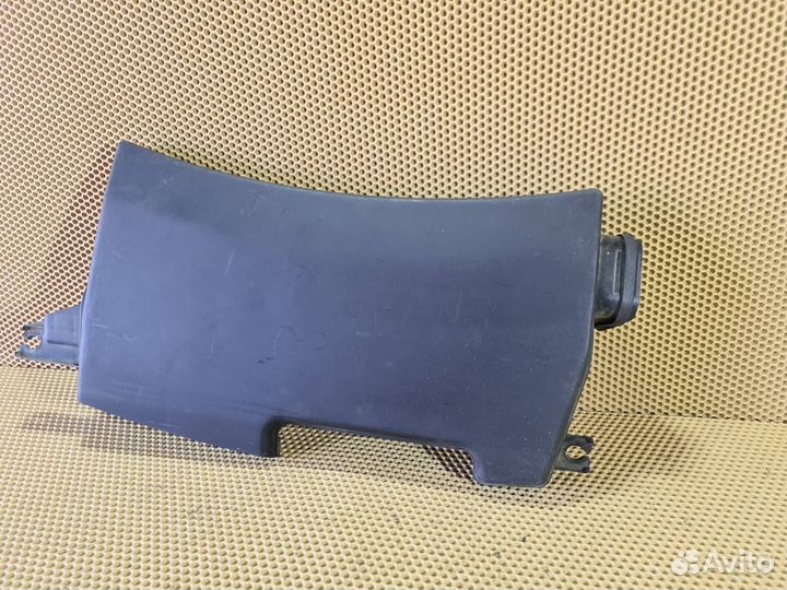 Воздухозаборник передний Infiniti M35 Y50