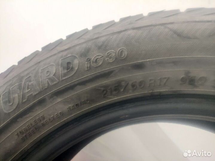 Bridgestone Blizzak DM-V2 215/60 R17