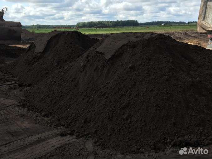 Грунт плодородный. Земля. Торф
