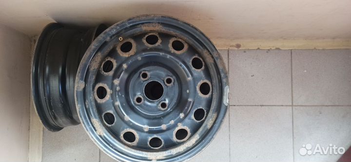 Диски r 15 на Хёндай Солярис