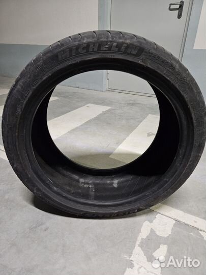 Michelin X Multi Z 245/40 R19