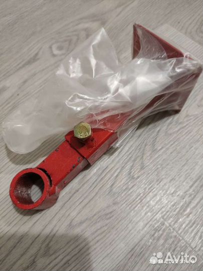 Кронштейн для расширительного бака