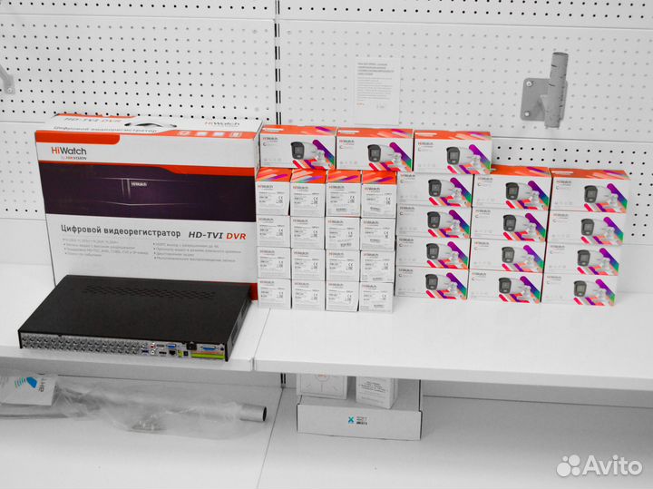 Камеры HiWatch уличные 2мп ColorVu + регистратор