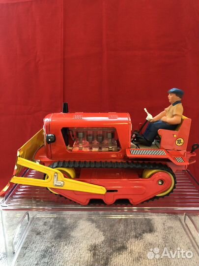 Трактор гдр