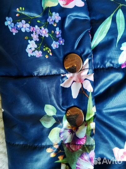 Куртка на девочку