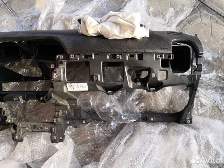 Торпедо Kia rio 4 84711h0100ijt. SRS Airbag. Ремни