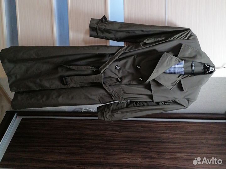 Продам, новый плащ