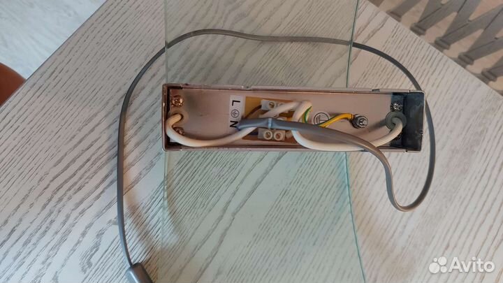 Светильники настенные