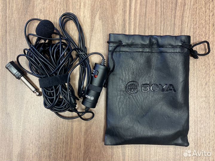 Петличный микрофон boya